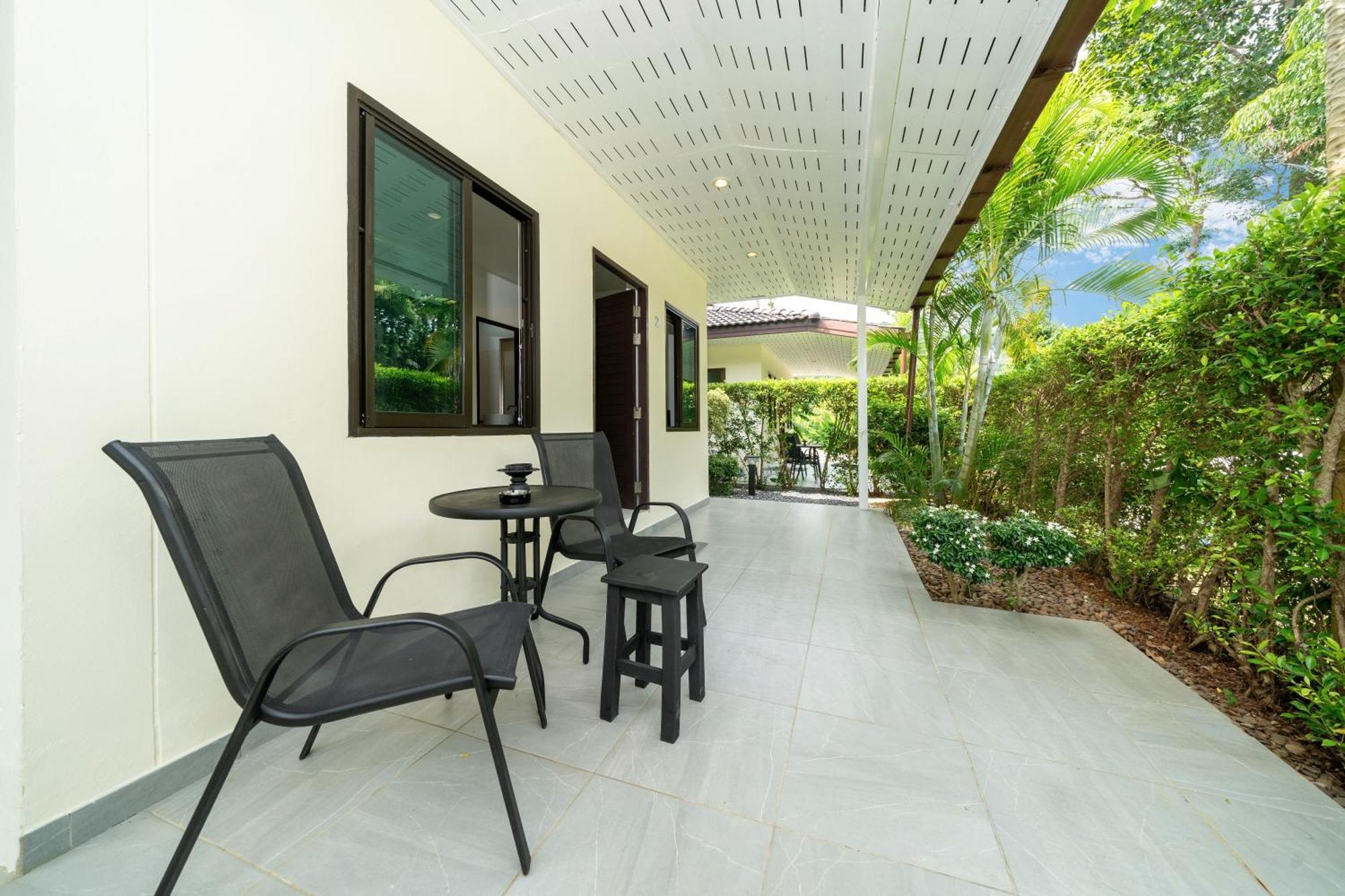 Oxavia Garden Oasis In Nai Harn - Your Private Tropical Garden With 3 Cabins And Jacuzzi Rawai Екстер'єр фото