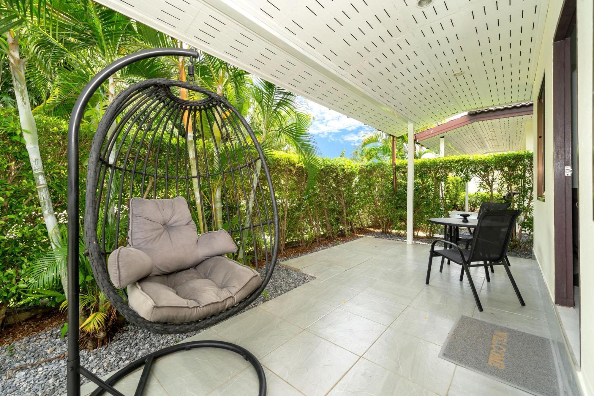 Oxavia Garden Oasis In Nai Harn - Your Private Tropical Garden With 3 Cabins And Jacuzzi Rawai Екстер'єр фото