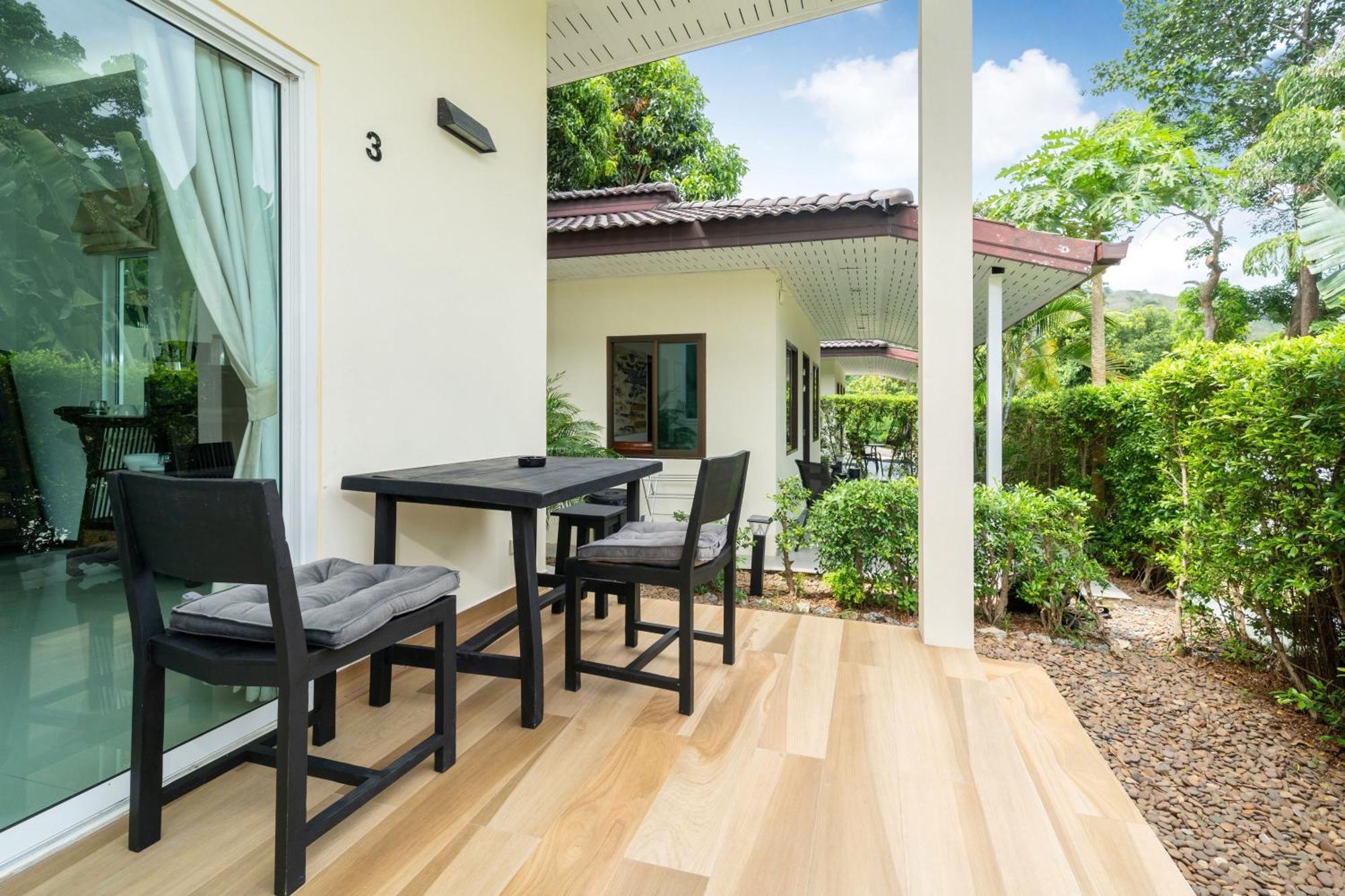 Oxavia Garden Oasis In Nai Harn - Your Private Tropical Garden With 3 Cabins And Jacuzzi Rawai Екстер'єр фото